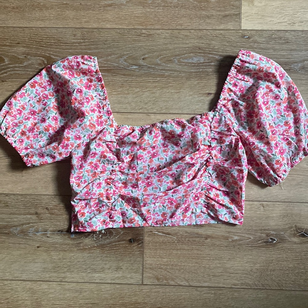 shein pink floral crop blouse